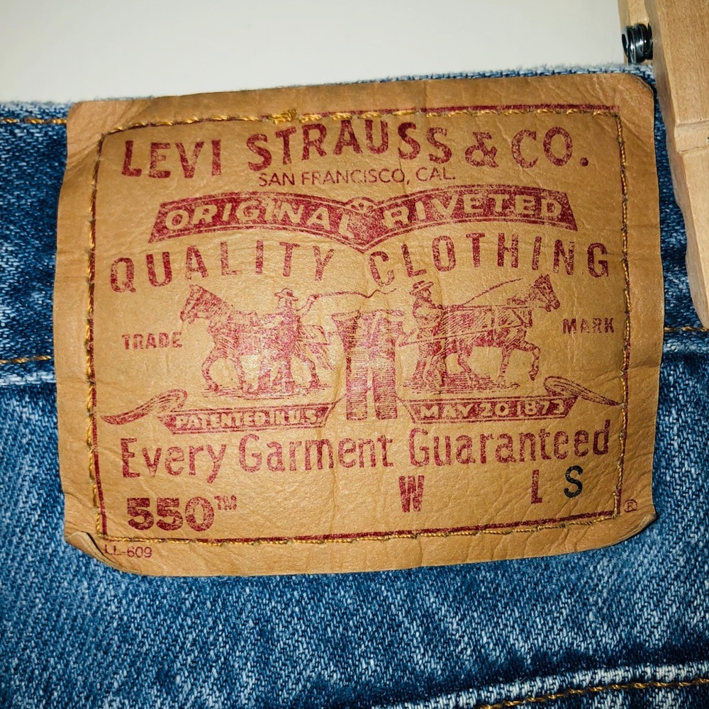 Authentic Levi’s - Picture 5 of 6